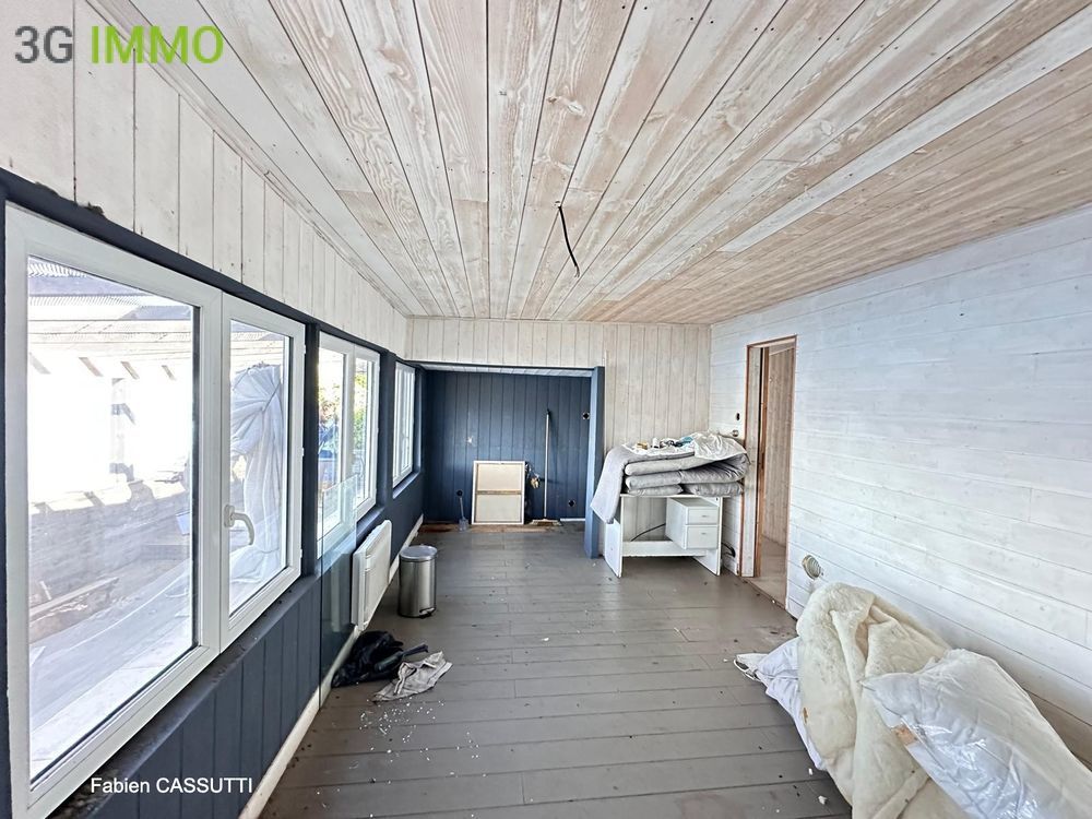 � vendre  Maison Hy�res (83400)