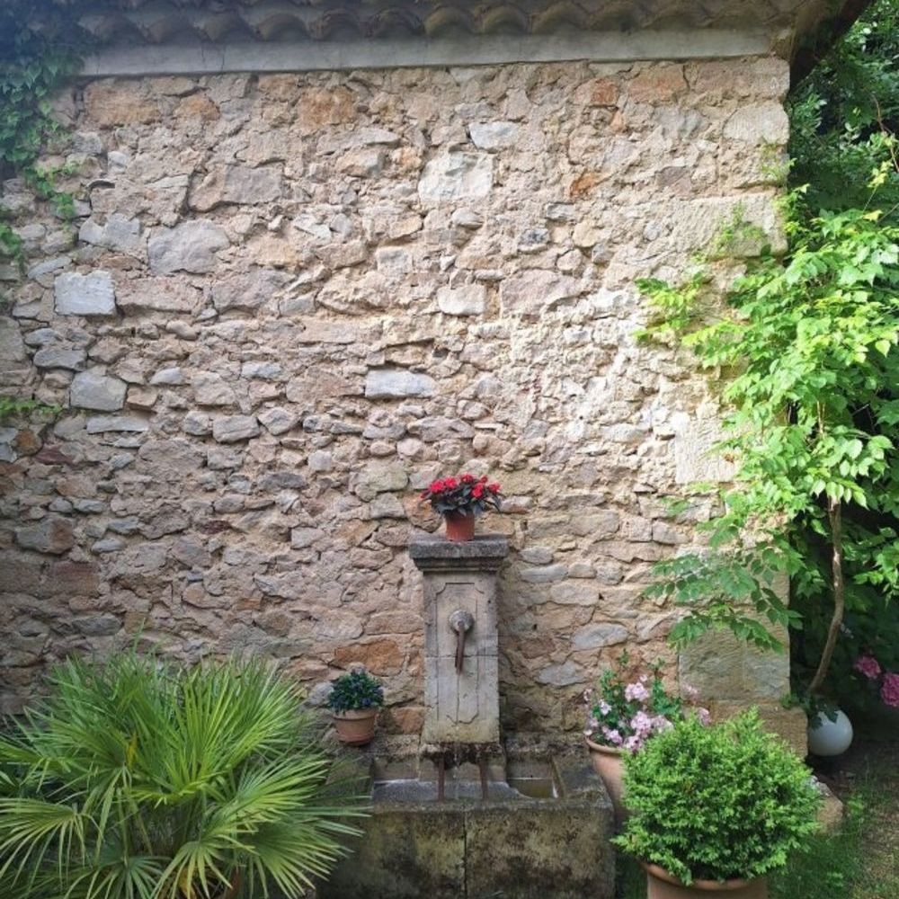 � vendre  Propri�t�/ch�teau Orange (84100)