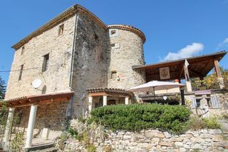  Propri�t�/ch�teau � vendre 8 pi�ces 201 m�