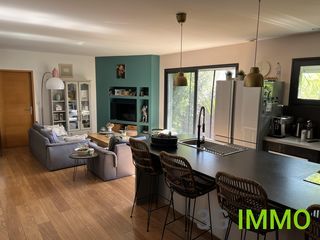  Maison � vendre 9 pi�ces 266 m�