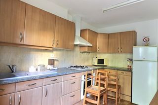  Immeuble � vendre 15 + pi�ces 327 m�