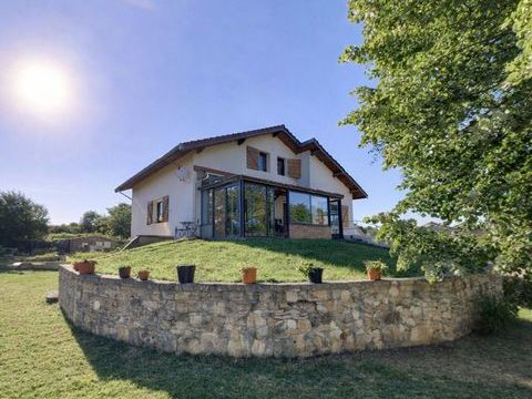   Maison 8 pi�ces Maison - 8 pi�ce(s) - 202 m�