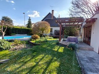  Maison � vendre 9 pi�ces 330 m�