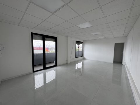 Location pro Institut de beaut&eacute; &agrave; Baie-mahault 945 97122 Baie-mahault