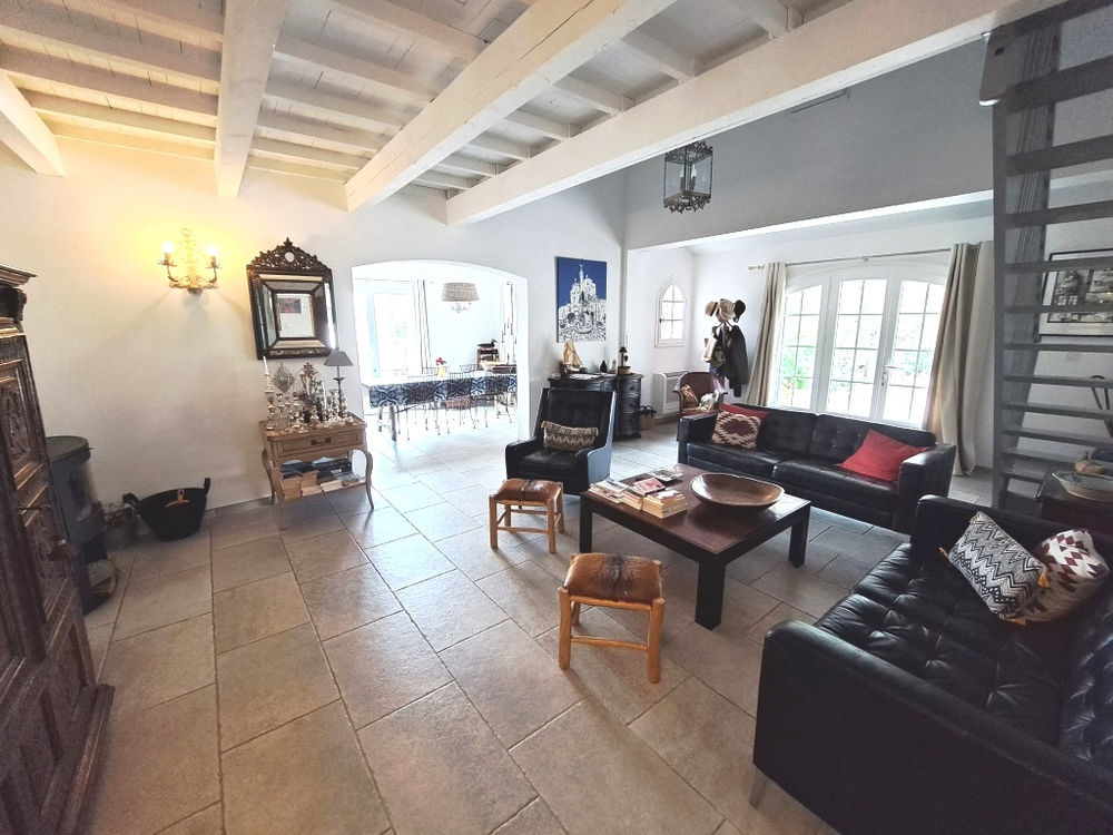 � vendre  Maison Saintes-Maries-de-la-Mer (13460)