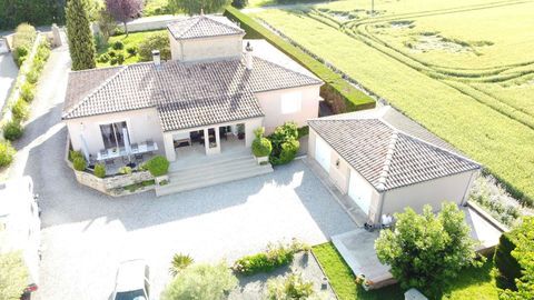   Maison 6 pi�ces Maison - 6 pi�ce(s) - 165 m�