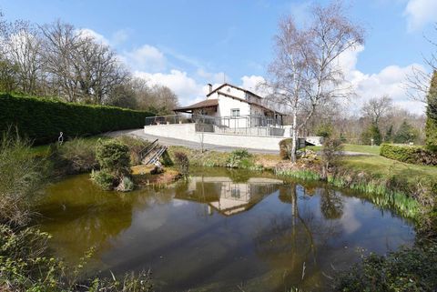   Maison 7 pi�ces Maison - 7 pi�ce(s) - 160 m�