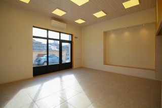  Immeuble � vendre 3 pi�ces 79 m�