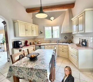  Maison � vendre 4 pi�ces 166 m�