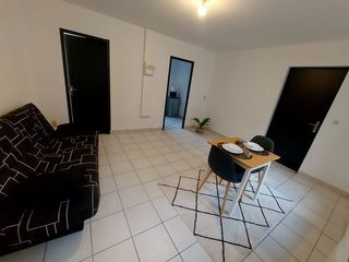  Immeuble � vendre 10 pi�ces 166 m�