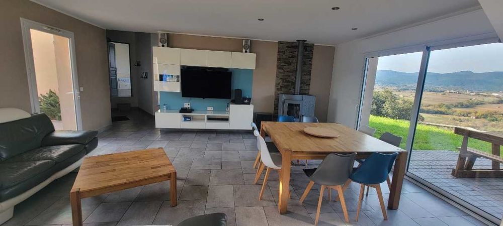 � vendre  Maison Pierrefeu-du-Var (83390)