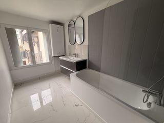  Appartement � vendre 5 pi�ces 122 m�