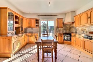  Maison � vendre 8 pi�ces 195 m�