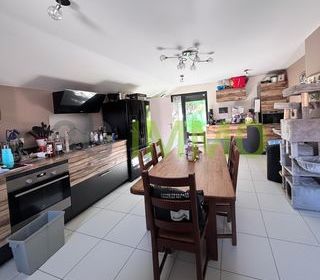  Maison � vendre 5 pi�ces 920 m�