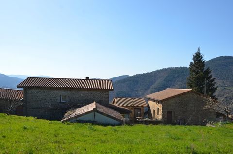   Corps de ferme 5 pi�ces Maison - 5 pi�ce(s) - 82 m�