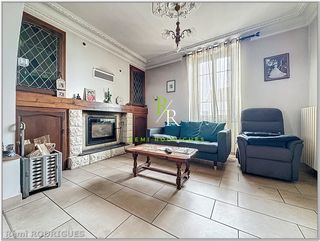  Maison � vendre 9 pi�ces 211 m�