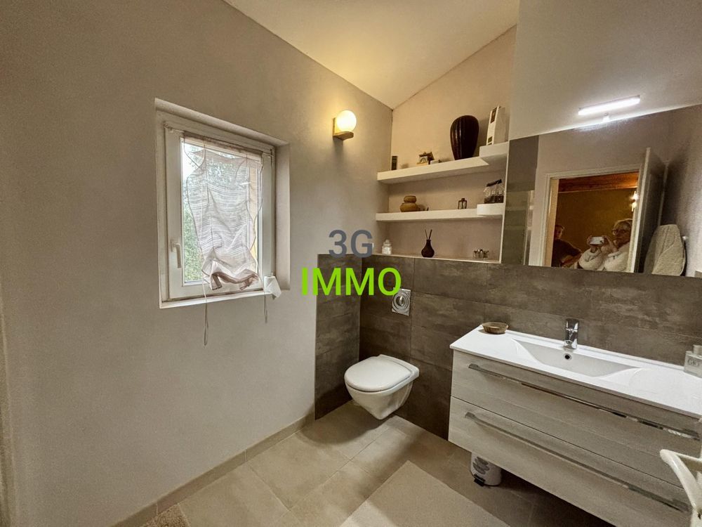 � vendre  Maison Uz�s (30700)