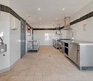  Immeuble � vendre 784 m�