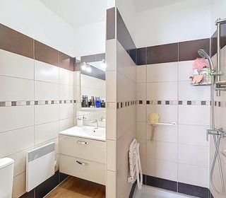  Appartement � vendre 5 pi�ces 143 m�