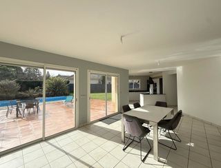  Maison � vendre 6 pi�ces 175 m�