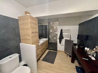  Appartement � vendre 5 pi�ces 200 m�