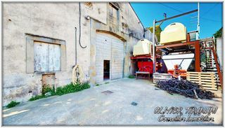  Propri�t�/ch�teau � vendre 