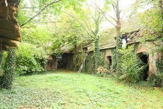  Terrain � vendre 8 pi�ces 196 m�