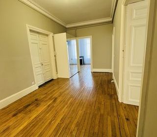  Appartement � vendre 7 pi�ces 200 m�