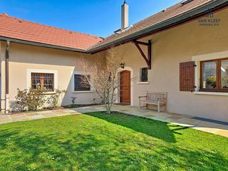  Maison � vendre 8 pi�ces 241 m�