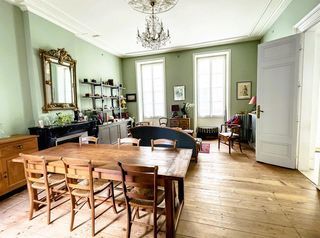  Maison � vendre 8 pi�ces 200 m�