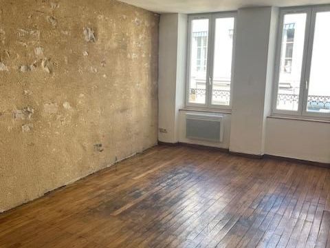   Appartement 2 pi�ces Appartement - 2 pi�ce(s) - 47 m�