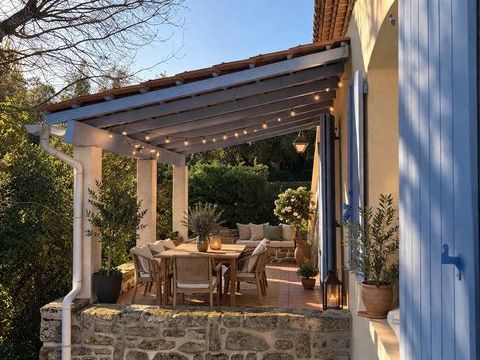   Maison avec d�pendance 6 pi�ces Maison - 6 pi�ce(s) - 169 m�