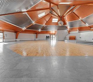  Immeuble � vendre 784 m�