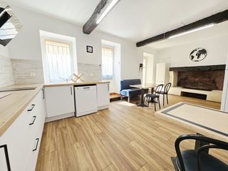  Maison � vendre 10 pi�ces 218 m�