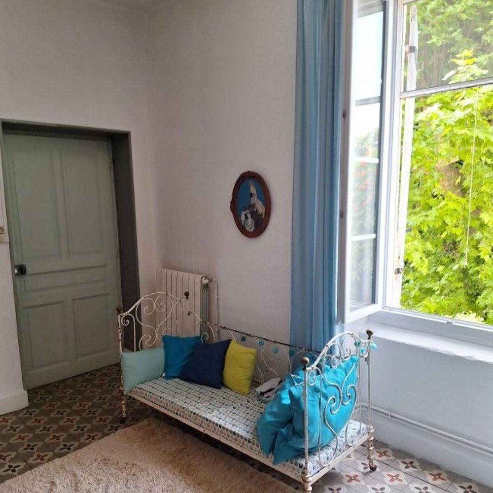 � vendre  Propri�t�/ch�teau Orange (84100)