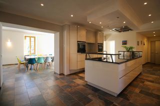  Appartement � vendre 6 pi�ces 140 m�