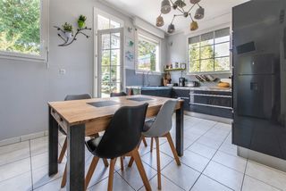  Maison � vendre 9 pi�ces 266 m�