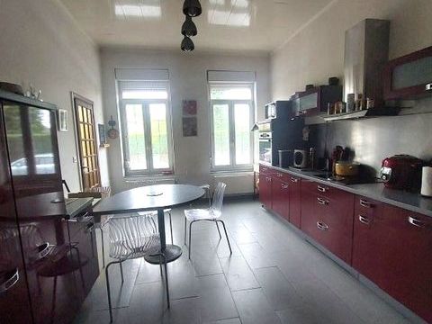   Maison 6 pi�ces Maison - 6 pi�ce(s) - 151 m�