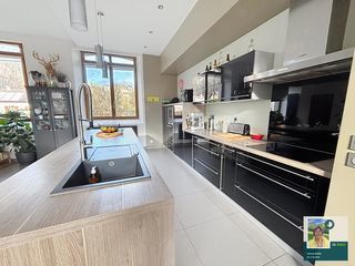  Maison � vendre 8 pi�ces 155 m�