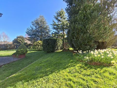   Maison 6 pi�ces Maison - 6 pi�ce(s) - 143 m�