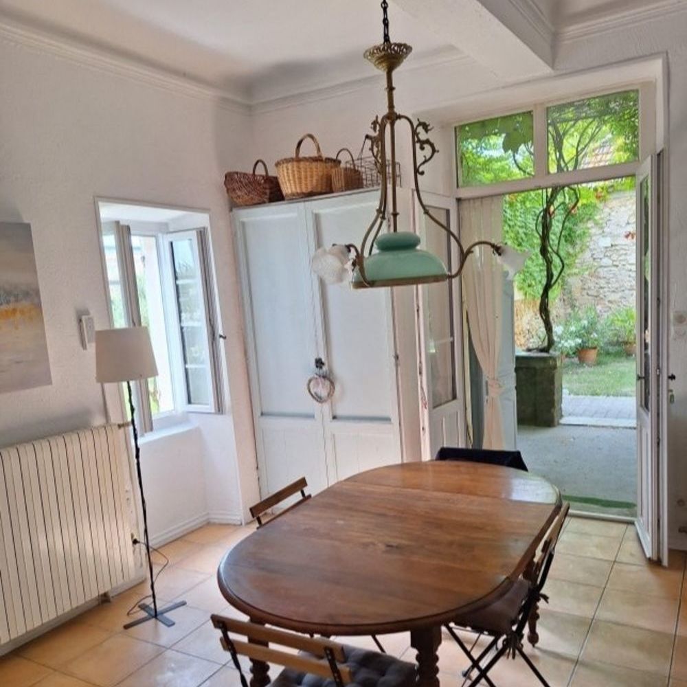 � vendre  Propri�t�/ch�teau Orange (84100)