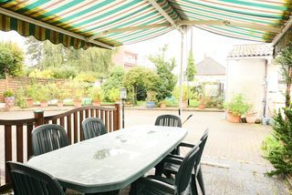  Maison � vendre 10 pi�ces 303 m�