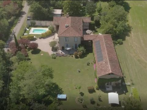   Propri�t� 11 pi�ces Maison - 11 pi�ce(s) - 377 m�