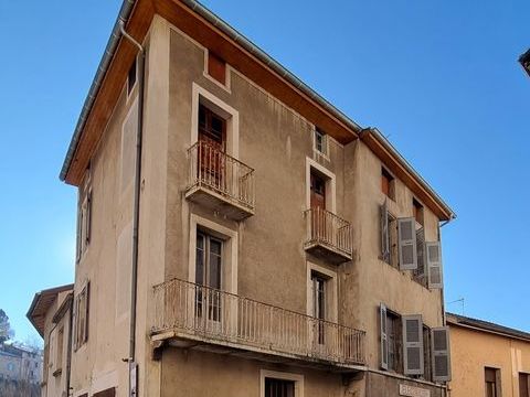   Maison de village 7 pi�ces Maison - 7 pi�ce(s) - 189 m�