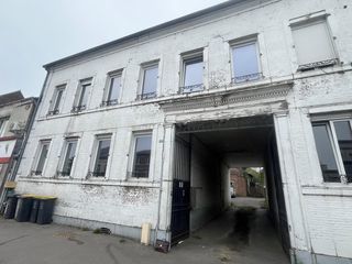  Immeuble � vendre 10 pi�ces 170 m�