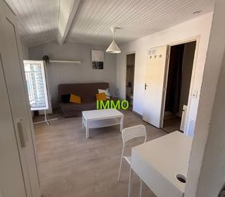  Immeuble � vendre 9 pi�ces 219 m�