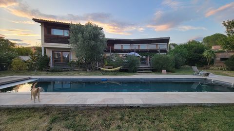   Maison 4 pi�ces Maison - 4 pi�ce(s) - 139 m�