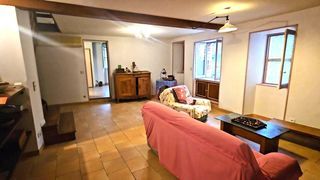  Maison � vendre 10 pi�ces 180 m�