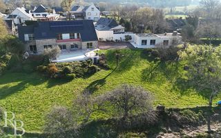  Maison � vendre 9 pi�ces 329 m�