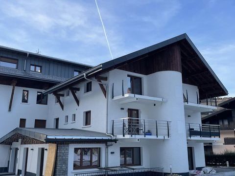   Appartement 4 pi�ces Appartement - 4 pi�ce(s) - 95 m�